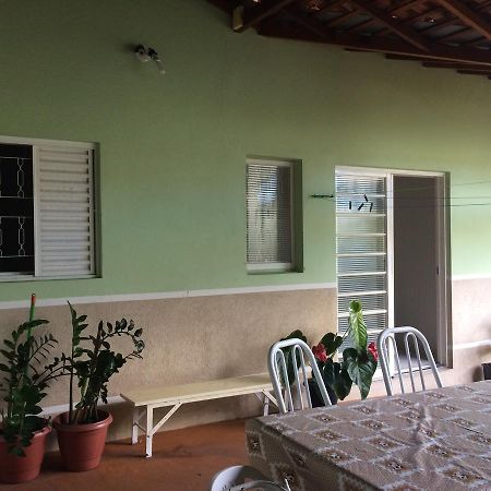 Casa Prox Camara Municipal Villa กังปินาส ภายนอก รูปภาพ